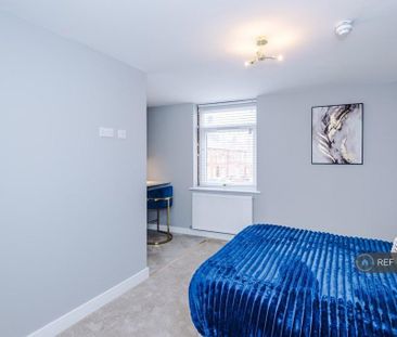 Studio to rent - Photo 6