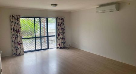 Warm & Inviting 2-Bedroom Home for Rent - Super Convenient Location - Photo 2