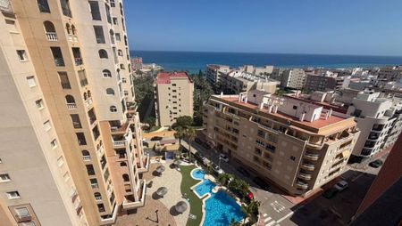 Exclusive Apartment for LONG STAY RENTAL in Los Frutales, Torrevieja - Photo 4