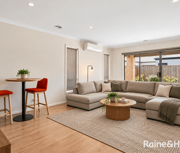 Modern 4-Bedroom Family Home with Comfort and Convenience! - Photo 3