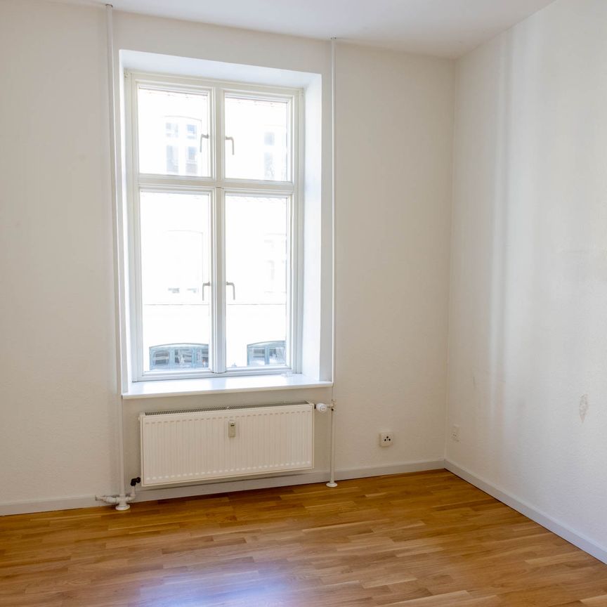 Indbydende lejlighed med central beliggenhed i Aalborg - Photo 1