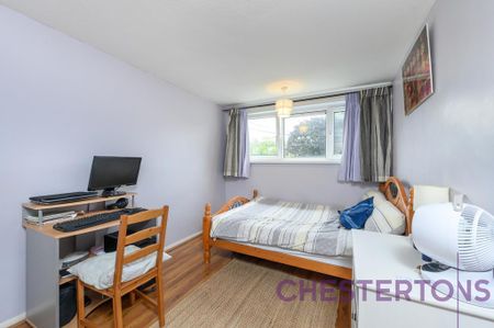3 bedroom flat to rent - Photo 3
