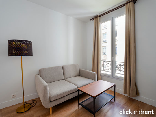 Charmant T2 en location meublée à Puteaux - Photo 1