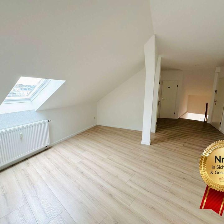 Neu & inkl. Deutschlandticket! Exklusives Apartment im Dachgeschoss - Foto 1