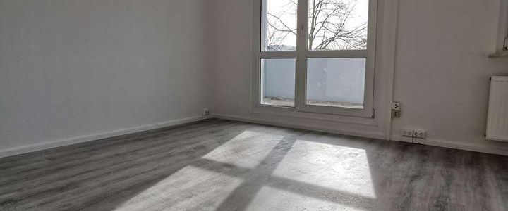 ** schöne, kleine 3 Raum Wohnung neu saniert, ausserhalb von Dessau ! ** - Foto 1