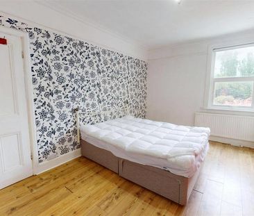 2 bedroom maisonette to rent - Photo 5
