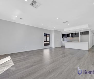 Welcome to Your Dream Home in Donnybrook! - Photo 5