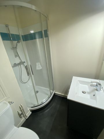 Location Appartement 3 pièces 79m² BOURGES 18000 - Photo 5