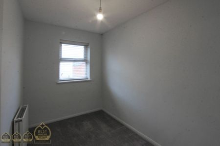 2 Bedroom - Photo 5