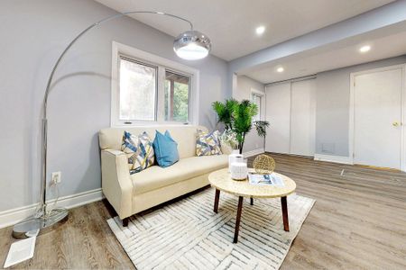 For Lease - 180 Olde Bayview Avenue, Richmond Hill, Ontario - Photo 3