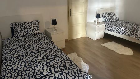 2-bedroom apartment for rent in Amadora, couples allowed. - Photo 3