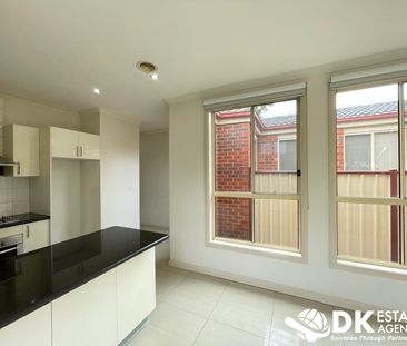 Lovely and Convenient Living - Photo 2