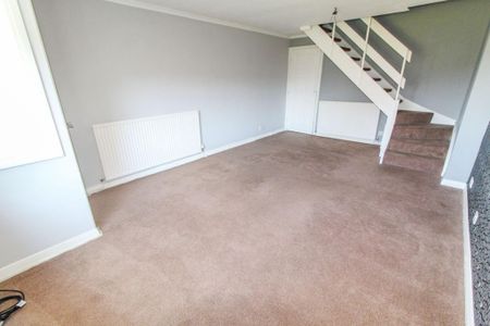 2 bedroom terraced house to rent - Photo 2