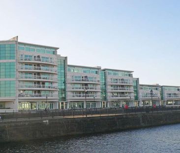 Sovereign Quay, Cardiff Bay, CF10 - Photo 2