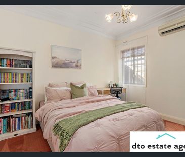 Spacious 5-Bedroom Family Home in Prime Sans Souci Location - Photo 2