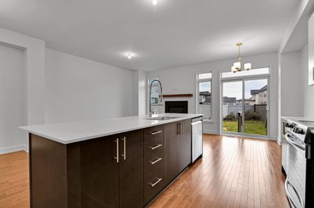 For Lease - 2305 Goldhawk Drive, Stittsville - Munster - Richmond, Ontario - Photo 3