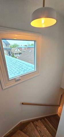 For Lease - 215A Chambers Avenue, Toronto, Ontario - Photo 2