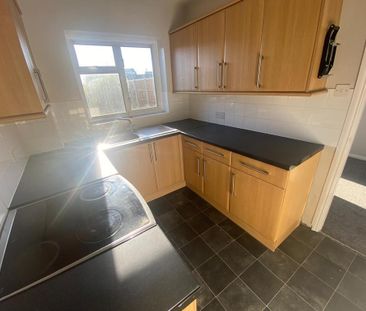 2 bedroom terraced house to rent - Photo 6