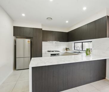 BEAUTIFUL FAMILY HOME - Photo 6