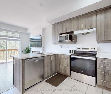 For Lease - 733 Heathrow Path, Oshawa, Ontario - Photo 4