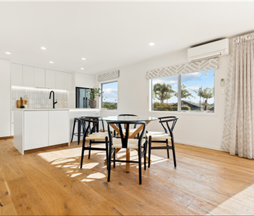 FULLY RENOVATED - 2 BEDROOMS - ST HELIERS - Photo 1