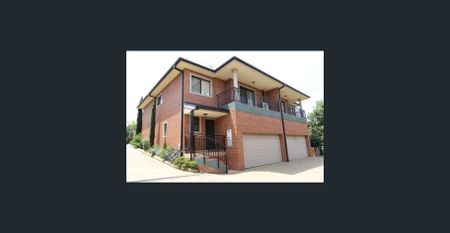Ideal family living close to Parramatta CBD area! - Photo 5