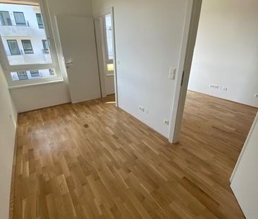 1100 Wien – Süd-Westblick – Neuwertige 2-Zimmer-Terrassenwohnung – ... - Photo 1