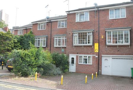 6 bedroom townhouse to rent - Photo 3