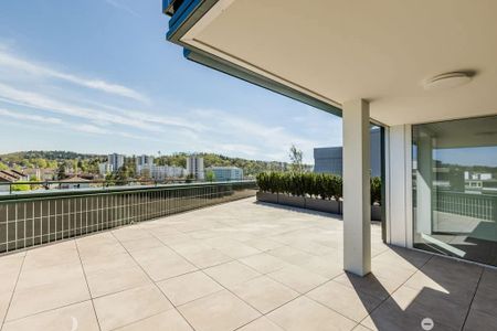 5.5 Zimmer, 135 m², 7. Stock - Photo 5