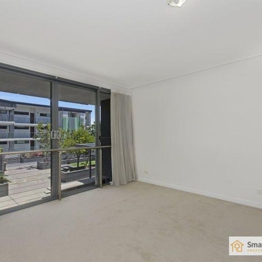 Multi-level Apartment Living in the CBD - Photo 1
