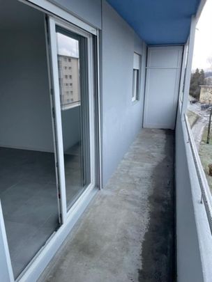 "B a l c o n , C e n t r a l - et - S u p e r L o y e r !" - Foto 1