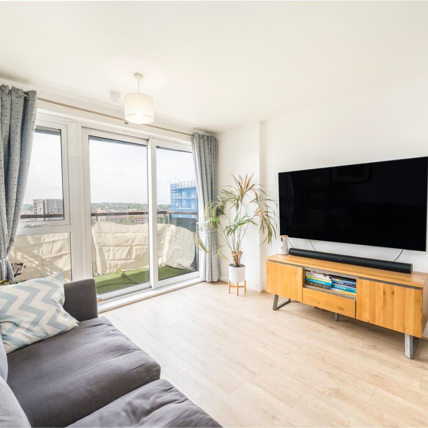 Tarves Way, Greenwich, SE10, London - Photo 1