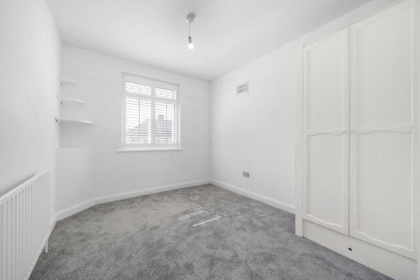 2 bedroom maisonette to rent - Photo 1