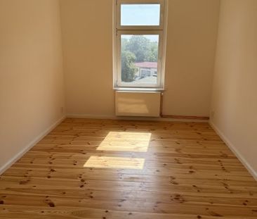 Frisch sanierte 4 Zimmerwohnung im 2. OG in Oranienburg zu vermieten - Foto 1