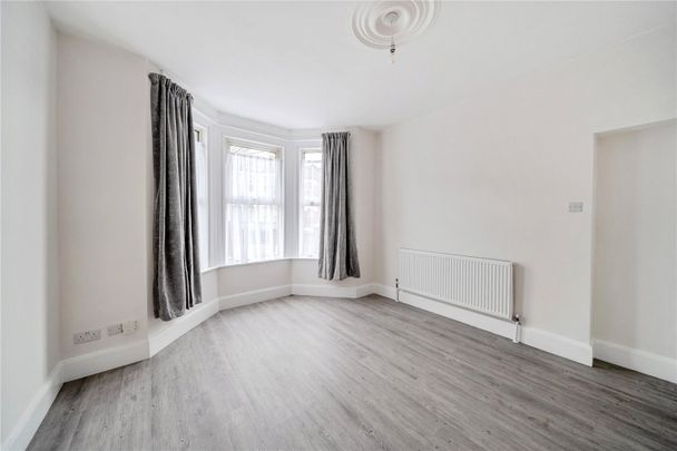 Chesterfield Gardens, N4, London - Photo 1