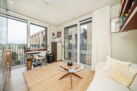 2 bedroom flat to rent - Photo 2