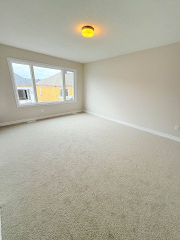 For Lease - 351 Les Emmerson Drive, Barrhaven, Ontario - Photo 5