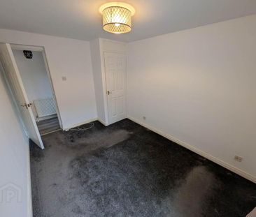 11 Glencolin Close, Glen Road, Belfast, BT11 8PE - Photo 5