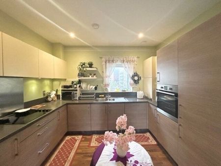 Vestry Court, Romford, RM7 0GX, Property for rent - Photo 3