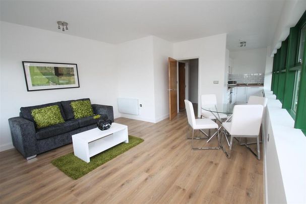 1 bedroom flat to rent - Photo 1