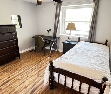 For Lease - 237 Homestead(Room) Crescent, London North, Ontario - Photo 3