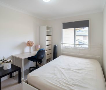 Fully Furnished four-bedroom home offers comfortable and practical ... - Photo 1