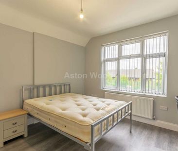 2 bedroom semi-detached house to rent - Photo 5