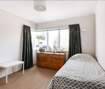 Welcome Bay Immaculate Home - Welcome Bay - Photo 6