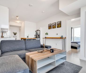 For Lease - 805 Unit #802 Carling Avenue, Dows Lake - Civic Hospita... - Photo 1