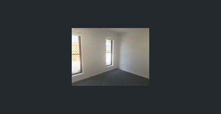 Executive 3 Bedroom Home Bundaberg West - Photo 4