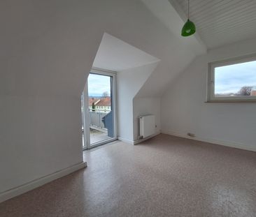 Geräumige Dachgeschosswohnung mit Flair - Photo 5