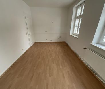 Renovierte, geräumige 2ZKBWohnung in Heppens zu vermieten! - Photo 5
