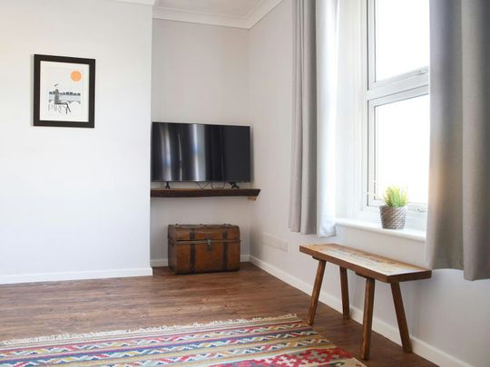 Scotgate, Stamford, PE9 - Photo 1