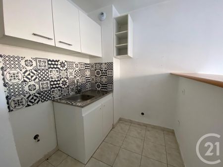 Location Appartement 2 pièces 38m² LE CANNET 06110 - Photo 5